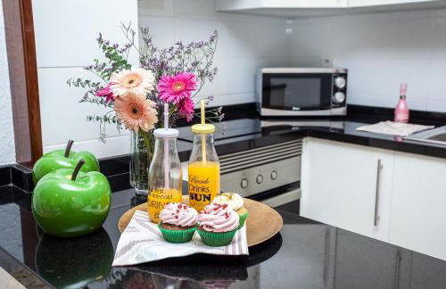 Spectacular Renovated Apartment, 5 min to Camison Beach, with AirCon - Photo 24