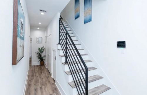 Cozy and Chic 3BR Retreat in Downtown Houston - Foto 16