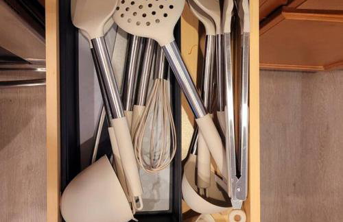 Modern & Luxurious 3 Bdrm 2.5 Bath Townhome - Foto 26