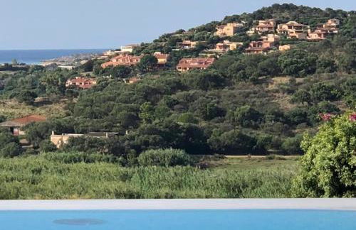 Private Pool villa with panoramic views split over 2 levels / Aircon / New Pool. - Foto 13