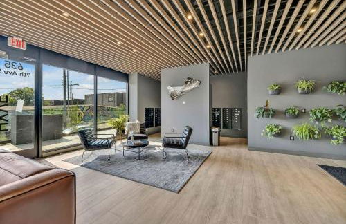 HUGE downtown corner unit- Pool-Gym-Walk 2 Broadway - Foto 43