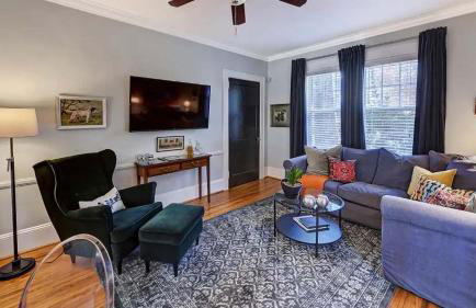 Chic Comfortable 2BR with Porch near Dilworth - Foto 8