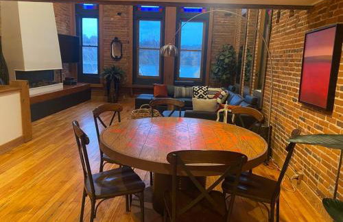 Lumberjack Inn with rooftop - Foto 3