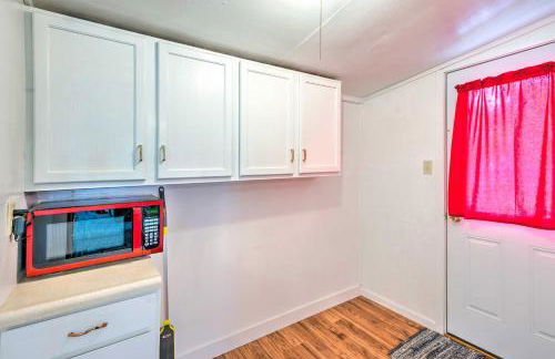 Historic Cabin Retreat Steps to Okoboji Lake - Foto 10