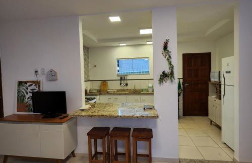 Casa confortável pertinho da praia com garagem e quintal - Foto 41