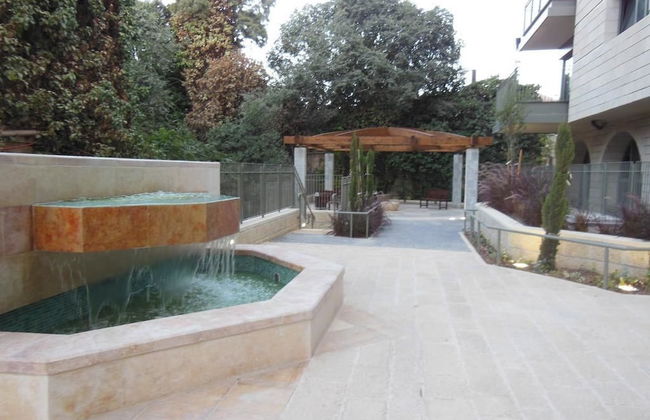 Jerusalem Center Boutique Apartment - Photo 19