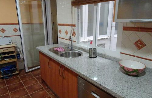 At the center & very close to the Paseo beach, with double garage, renovated and fully equipped apartment - Photo 18