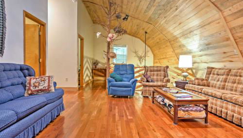 Rustic Taswell Cabin Grill and Walk to Patoka Lake! - Foto 2