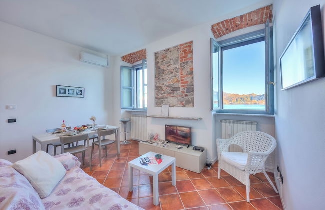 Incanto Sul Lago Pied Dans L' Eau - Foto 13