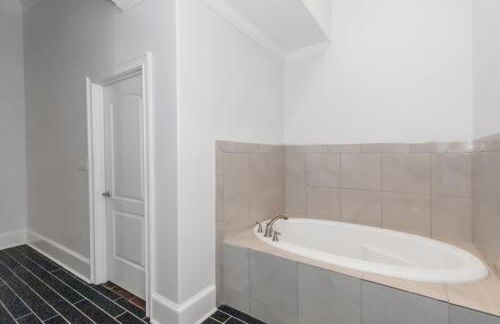 The Panola Mansion - Indoor Pool & Pavilion - Foto 54