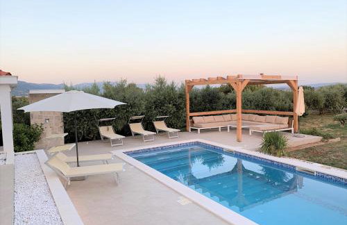 Holiday house Trogir NATURA with swimming pool - Foto 6