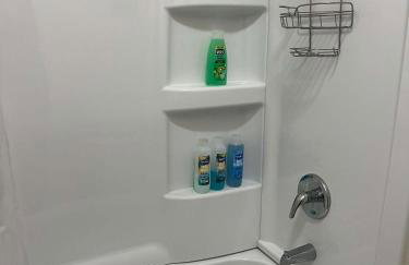 Cozy Home off Brady ST - Foto 47