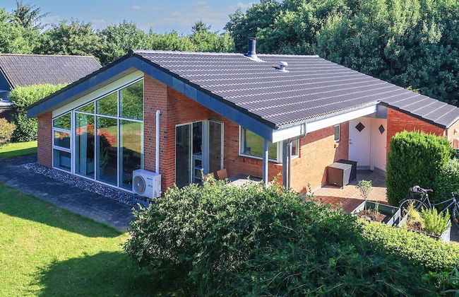 6 Person Holiday Home in Esbjerg V - Photo 1