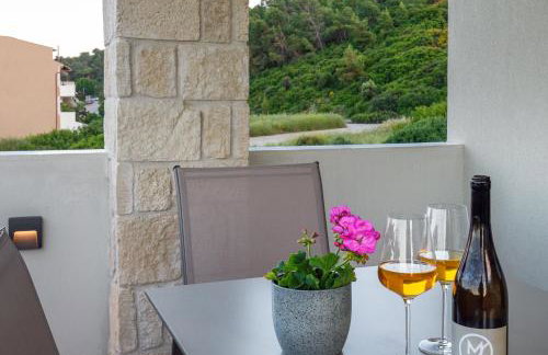 Marthina Luxury Living - Photo 30