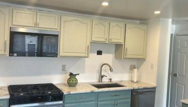 Hendrix Hospitality Suite - Foto 2, stove, dishwasher