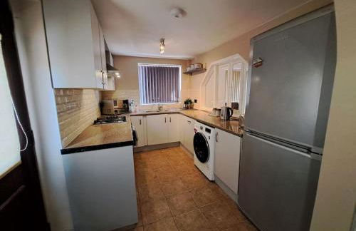 City Centre Semi-Detached-House - Foto 16