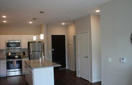 4 mi to Jack Thrice Stadium + hot tub - Foto 10