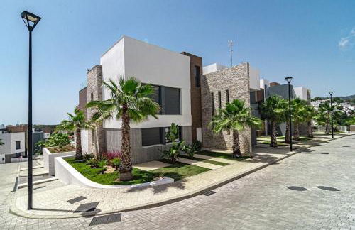 CAH - Large terrace indoor pool and gym - Photo 61