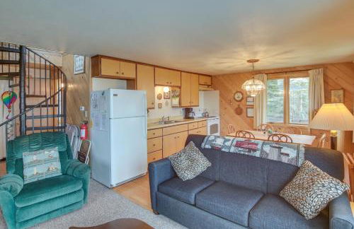 Serene Lakefront Baileys Harbor Home with Deck! - Foto 4