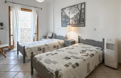 Lovely Home In Kamari Xylokastro - Foto 21