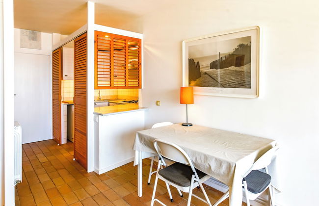 Newly Renovated Beachfront Apartment Ideally Located in Penelope - Foto 25