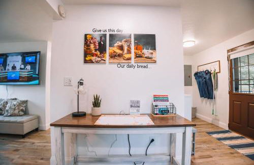 Grandma's Place - Steps from Downtown Sugarcreek - Foto 26