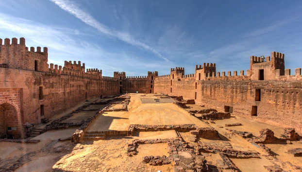 Castillo de Bury al Hammam. Patio interior