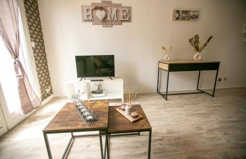 La Téranga - WIFI - Coeur de ville - Gare - Foto 12