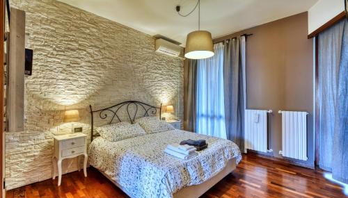 Urban House - un angolo di relax con terrazza in Lombardia - Photo 4