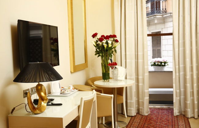 Augustana House - Photo 30