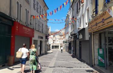 Appart dans petit chateau en centre ville - Foto 36