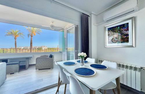 Stunning apartment with pool, golf and lake views - Foto 3