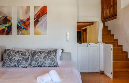 Floral Villa with marvelous view to Mykonos town - Photo 15