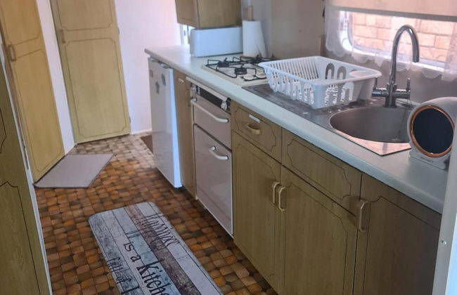 Cozy Cardiff Cabin Retreat Sleeps 6 by Aimee - Foto 5