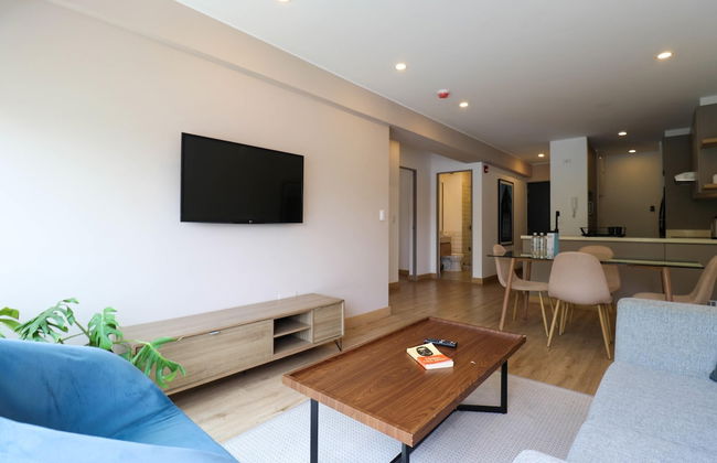 w Elegant 2BR in Barranco - Photo 12