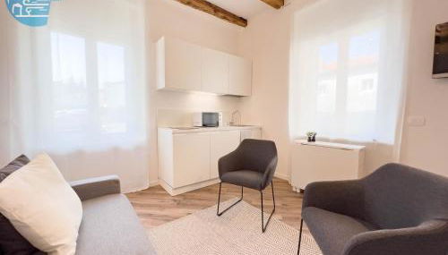 Basovizza 3 Alessandro Tirabora Short Rent - Foto 5