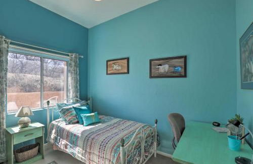 Desert Gem with Patio and Grill, Near Oracle St Park! - Foto 16