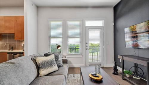 Spacious Studio Close to Riverwalk Free Parking - Foto 5