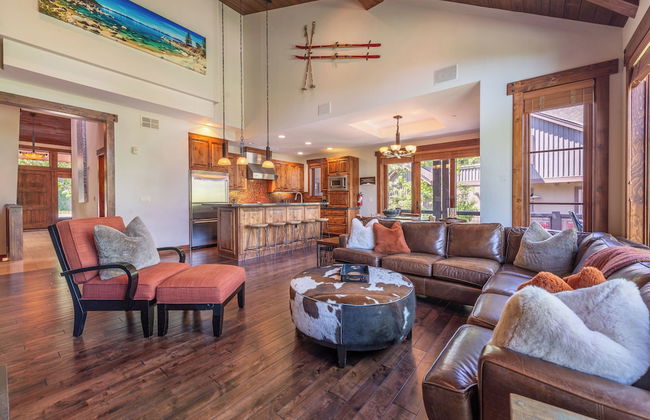 Lux Townhome Next to Village by Sierra Getaways - Photo 16