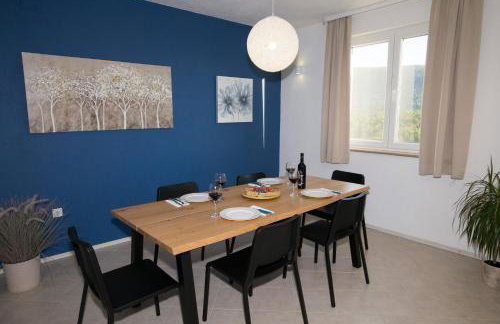 Guest house LUCIJA with swimming pool - Photo 27