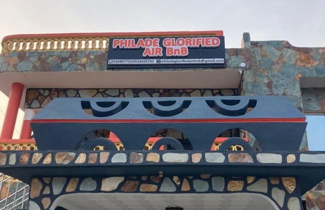 Philade Glorified Airbnb - Photo 1