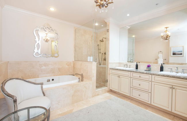 Seabreeze 8 - Luxury 4-bedroom on Seven Mile Beach - Photo 7