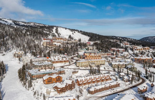 Raven's Nest - Luxury Pet Friendly Condo w/ Private Hot Tub & Mountain Views - Foto 63