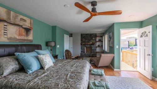 Massive 4 bedroom home Sleeps 19 - Foto 4