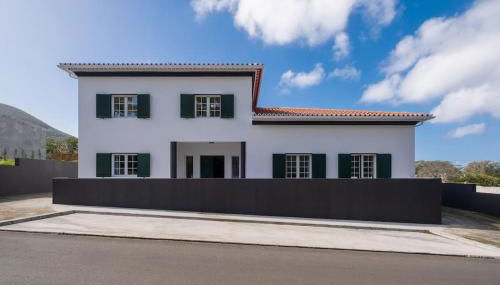 Batalha Family House - Photo 3