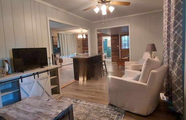 Kozy Cove Cabin - 1 Block to Lake Boat Launch - Covered Boat Parking - Lake Fun - Photo 20