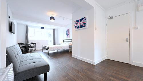 Centrally located flat in Leicester Square - Photo 3