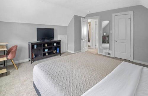 House in a Quiet Neighborhood Downtown - Foto 24