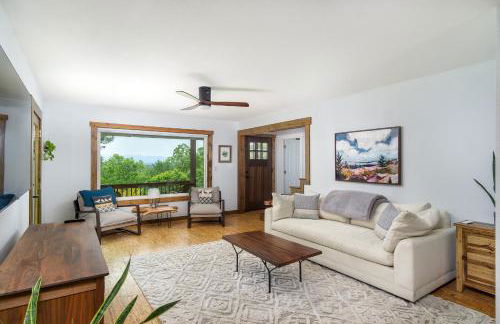 Mountain Over Main Street 5 Min. to Downtown Weaverville, Fire Pit & Views! - Foto 1