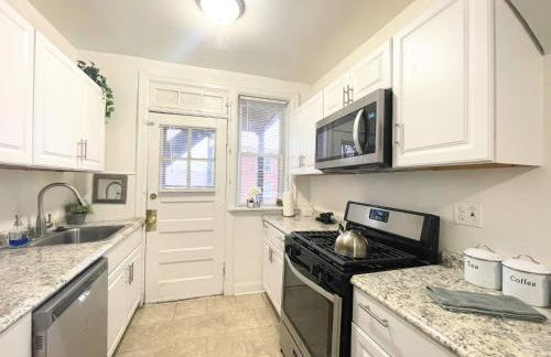 (49.1E) Garden style studio @ Forest Park & City! - Foto 7